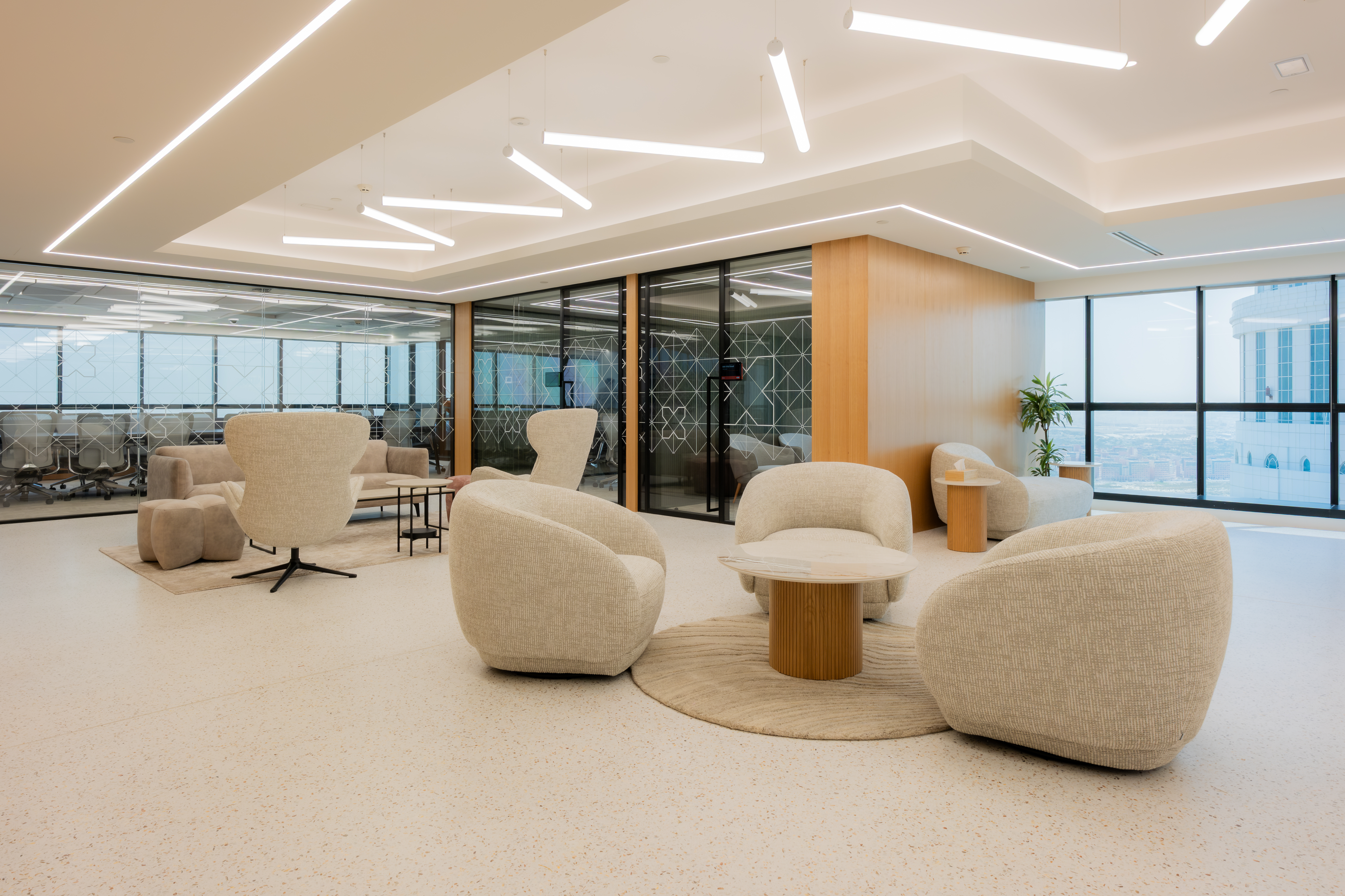 NAS Decor premium glass workspace office build